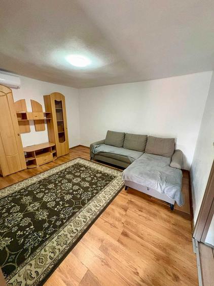 Apartament cu 2 camere decomandat în Buziașului