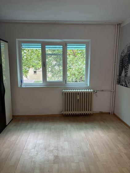 Garsonieră nedecomandată în Nicolina