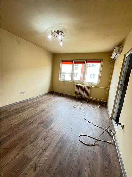 Apartament cu 2 camere semidecomandat, mobilat în Șagului