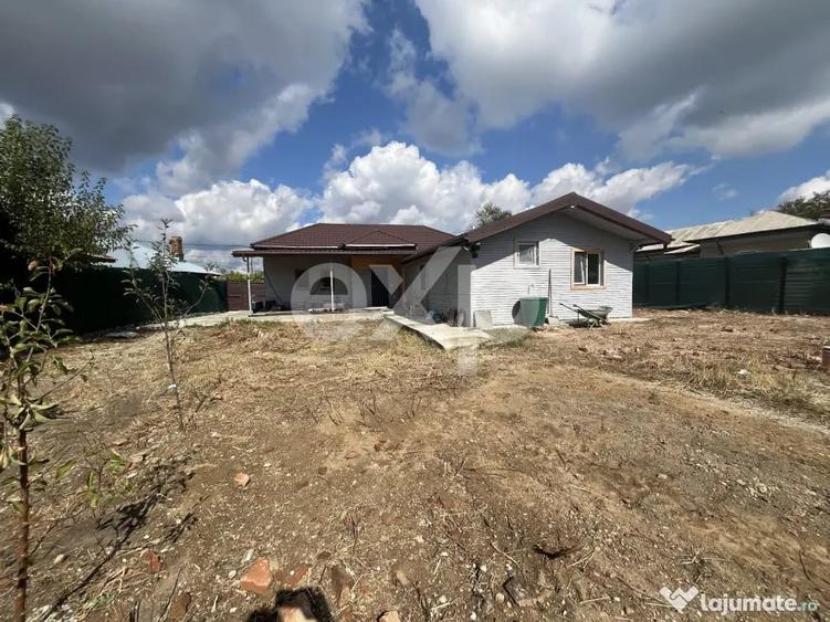 Casă cu 4 camere cu Teren 861 Mp în Cuparu
