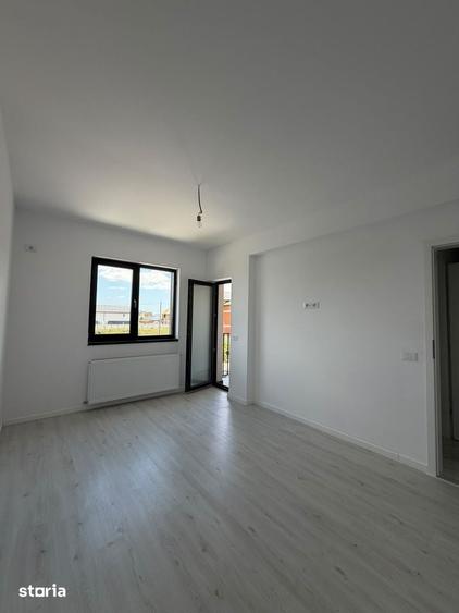 Casă cu 4 camere cu Teren 350 Mp în Central