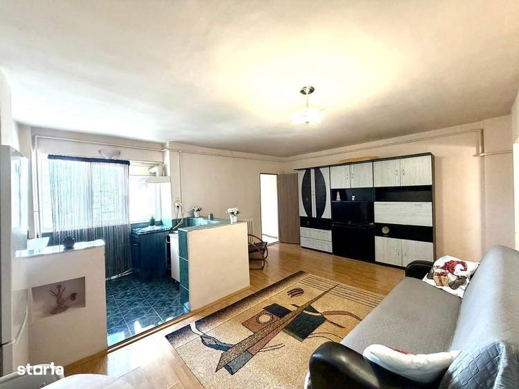 Apartament cu 2 camere decomandat în Central