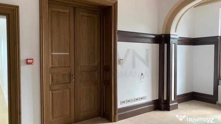 Casă cu 7 camere cu Teren 600 Mp în Grădina Icoanei