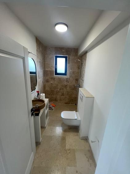 Casă cu 4 camere cu Teren 372 Mp în Agigea