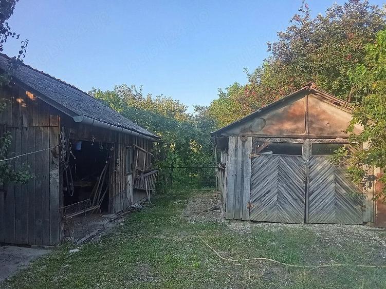 Casă cu Teren 2000 Mp în Central