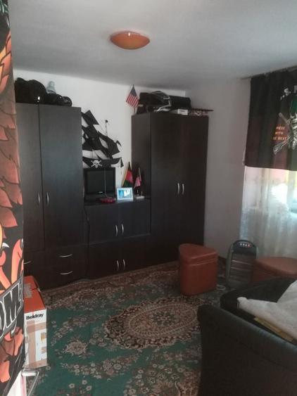 Casă cu 3 camere în Țuglui