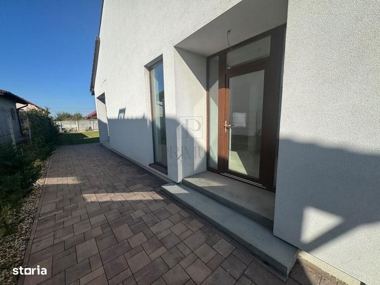 Casă cu 4 camere în Central