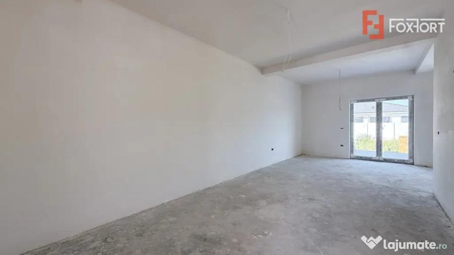 Casă cu 3 camere cu Teren 310 Mp în Moșnița Nouă