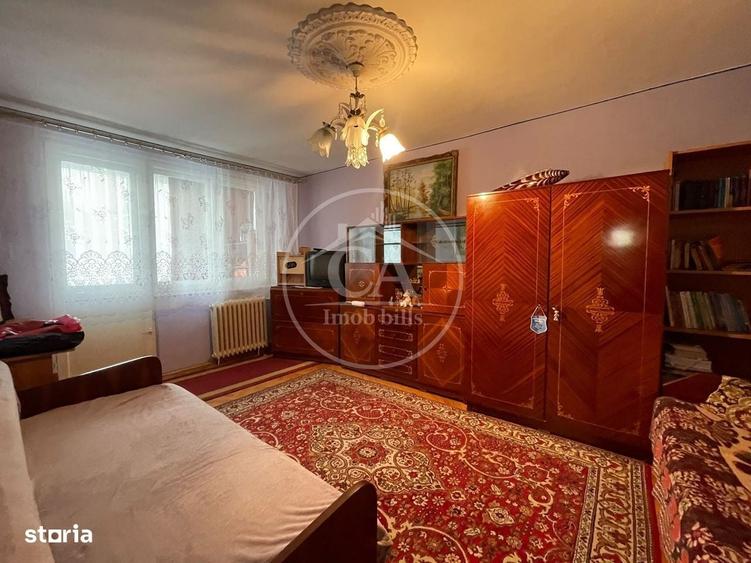 Apartament cu 3 camere decomandat în Dacia
