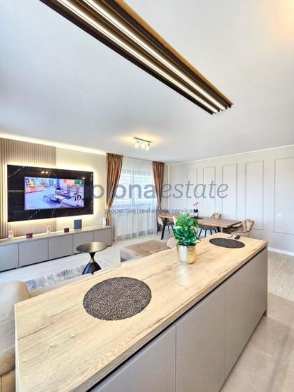 Apartament cu 4 camere semidecomandat, mobilat în Zorilor