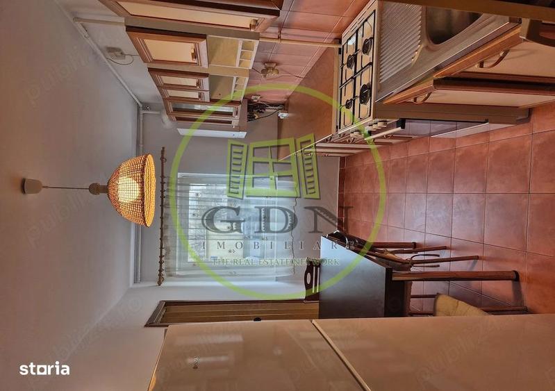 Apartament cu 3 camere nedecomandat în Est