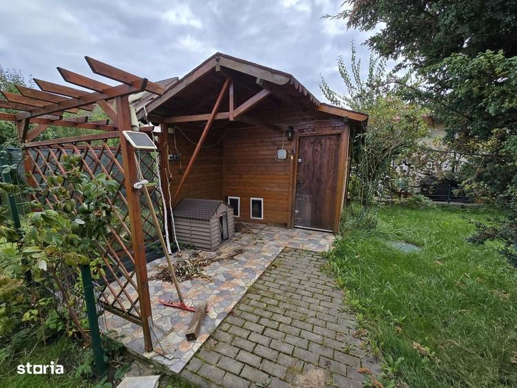 Casă cu 4 camere în Central