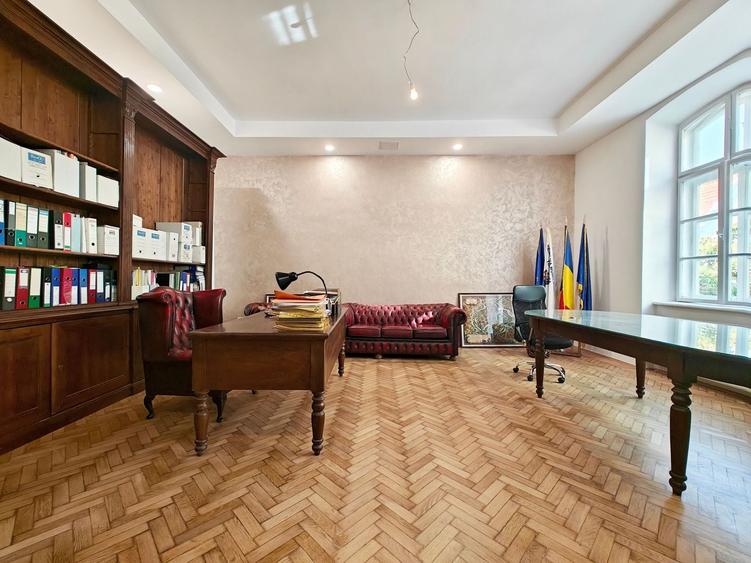 Birou, de 80 mp, în Ultracentral