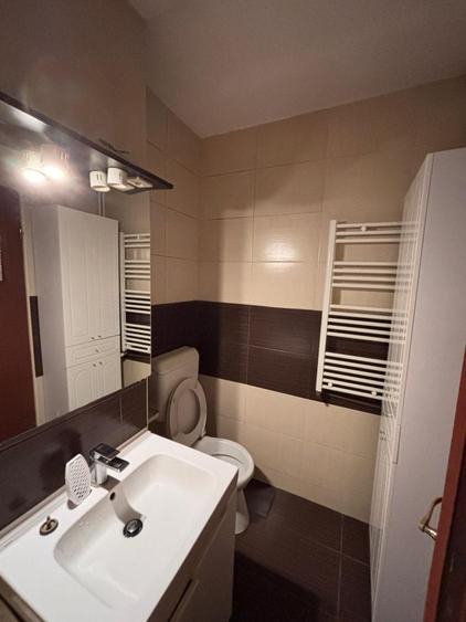 Apartament cu 2 camere decomandat în Titan