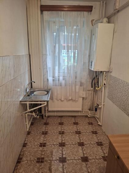 Apartament cu 2 camere semidecomandat în Exterior Vest