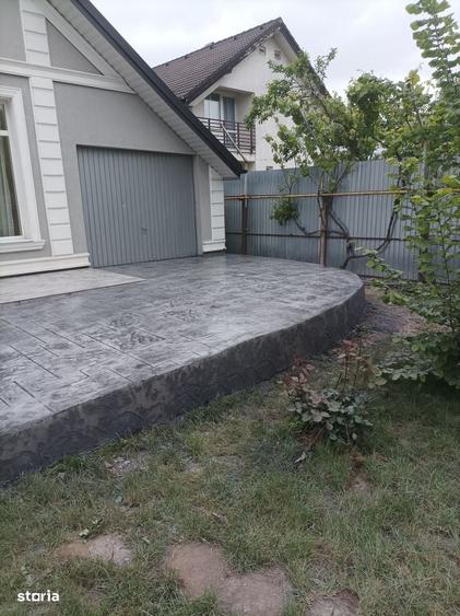 Casă cu 4 camere în Lilieci