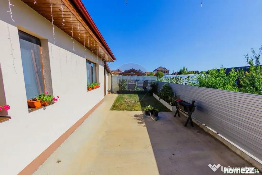 Casă cu 4 camere cu Teren 600 Mp în Săsar