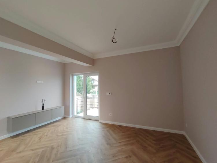 Casă individuală cu 4 camere cu Teren 350 Mp în Miroslava
