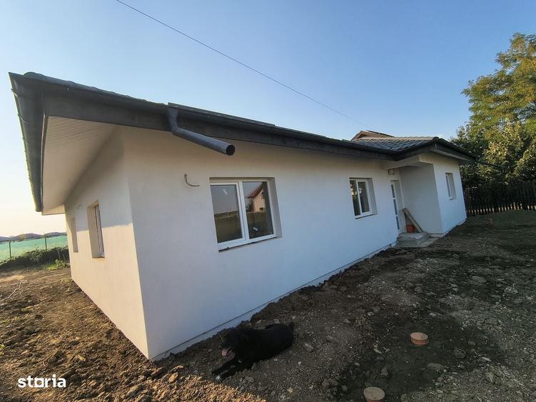 Casă cu 4 camere cu Teren 550 Mp în Balotești