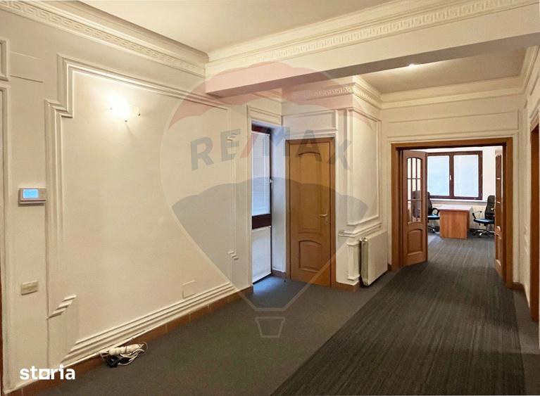 Apartament cu 4 camere în Floreasca