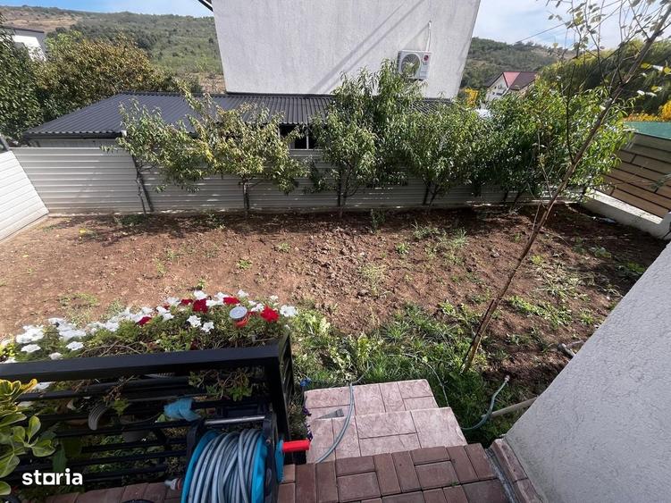 Casă cu 4 camere cu Teren 400 Mp în Rediu