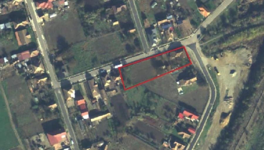 Casă cu 4 camere cu Teren 1471 Mp în Lunca Mureșului
