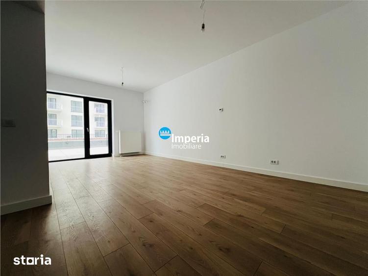 Apartament cu 3 camere decomandat în Zona industrială