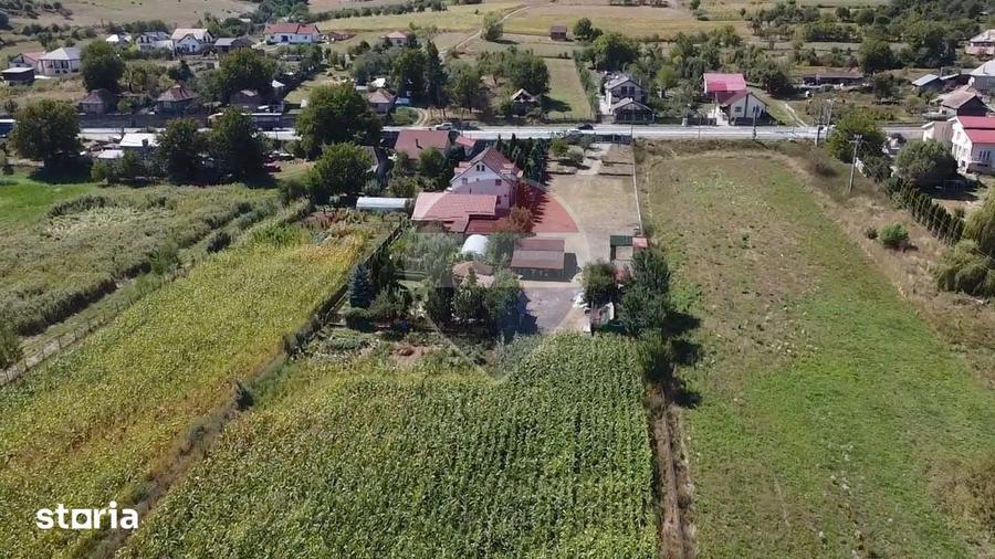 Casă cu 7 camere cu Teren 4431 Mp în Feleacu