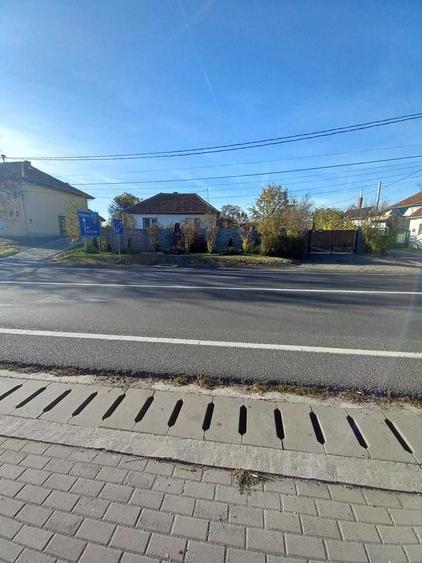 Casă cu 2 camere cu Teren 1192 Mp în Sântămăria-Orlea