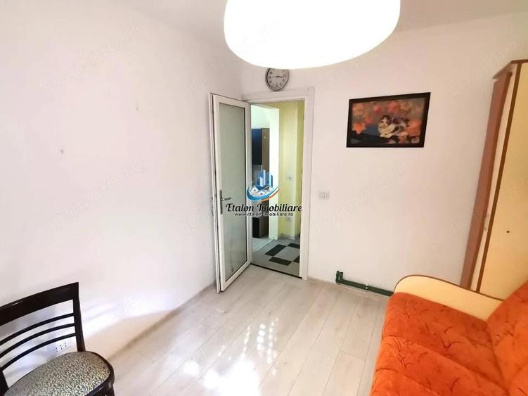 Apartament cu 2 camere semidecomandat în Calea Romanului
