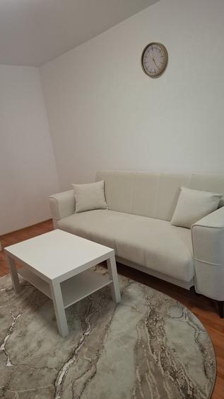 Apartament cu 2 camere decomandat în Tei