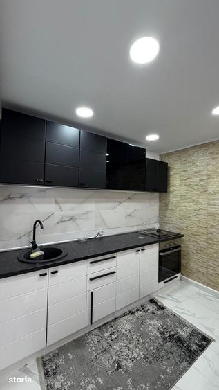 Casă cu 3 camere cu Teren 86 Mp în Andronache