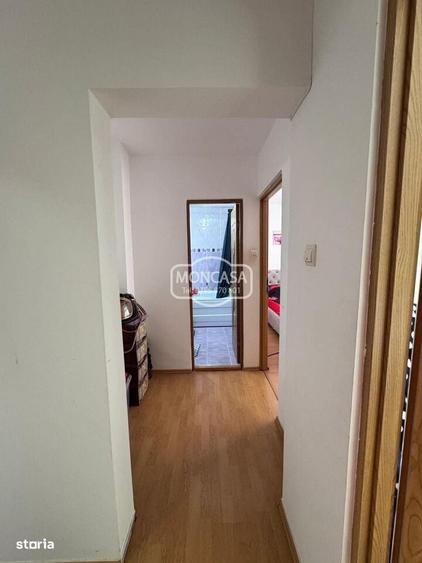 Apartament cu 3 camere decomandat în Central