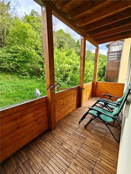 Apartament cu 3 camere semidecomandat, mobilat în Florești
