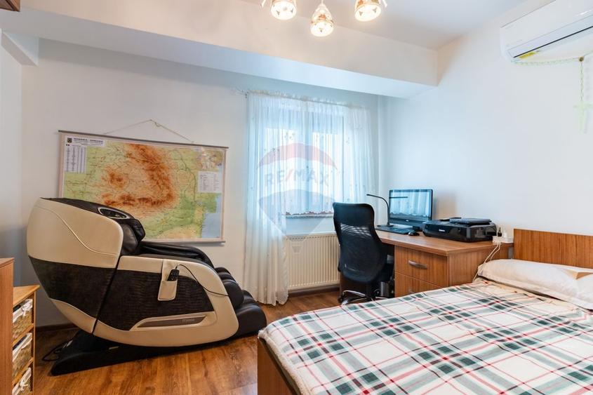 Casă individuală cu 4 camere cu Teren 325 Mp în Balotești