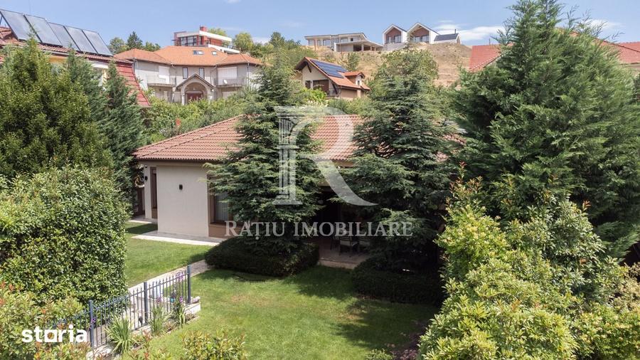 Casă cu 4 camere cu Teren 931 Mp în Iorga