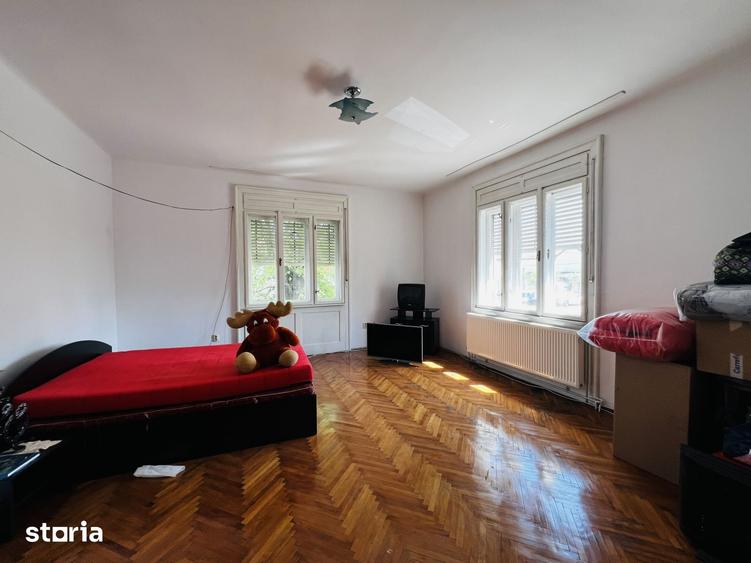 Casă cu Teren 430 Mp în Iosefin
