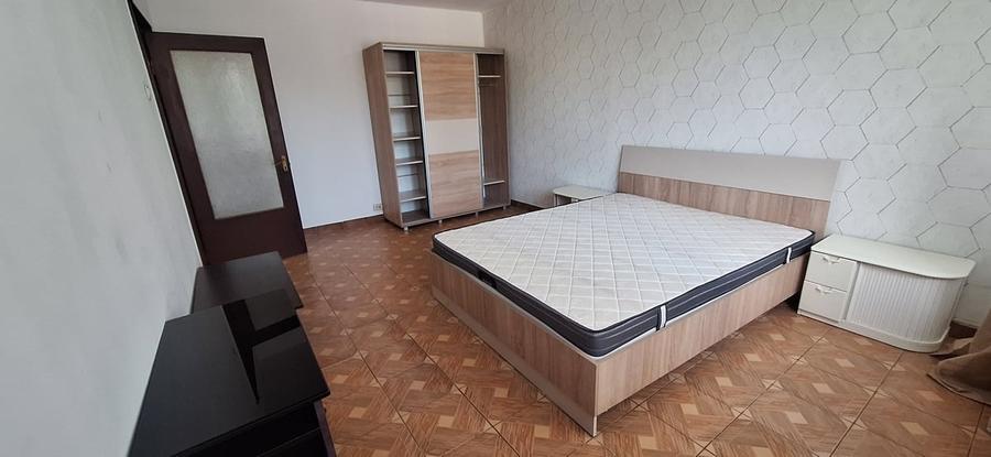 Garsonieră decomandată în Brâncoveanu