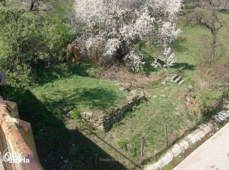 Teren de 3682 mp, în Măneciu