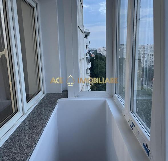Apartament cu 2 camere decomandat, mobilat în Decebal