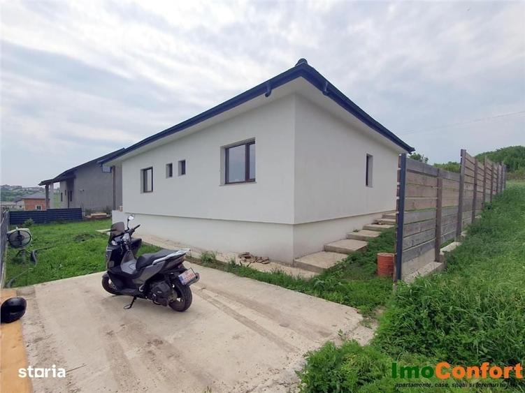 Casă cu 3 camere în Cornești
