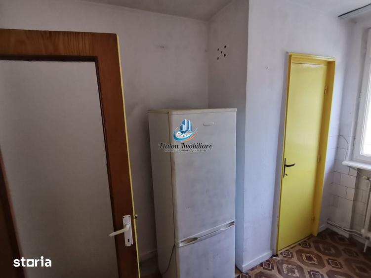 Apartament cu 2 camere decomandat în Mărăței