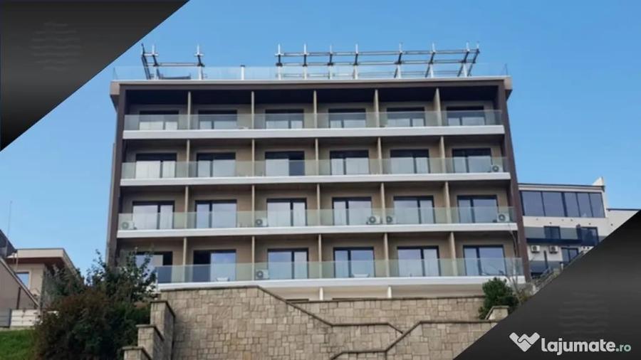 Spațiu comercial, de 1,740 mp, în Central