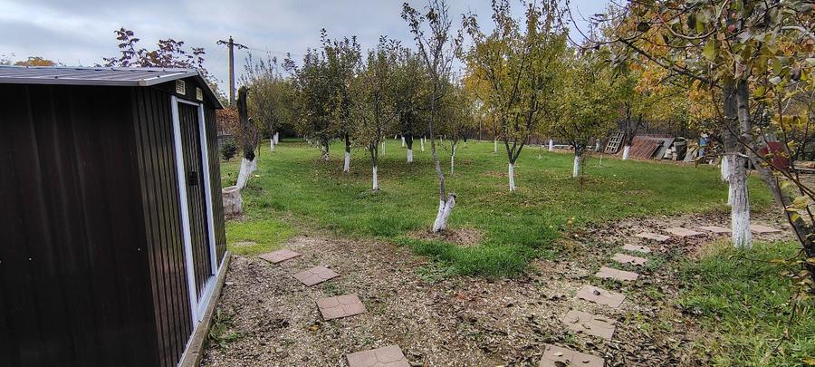 Casă individuală cu 5 camere cu Canalizare în Răzvad