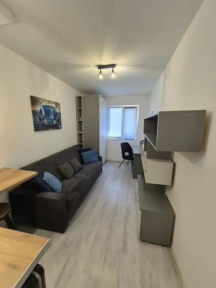 Garsonieră decomandată în Complex Studențesc