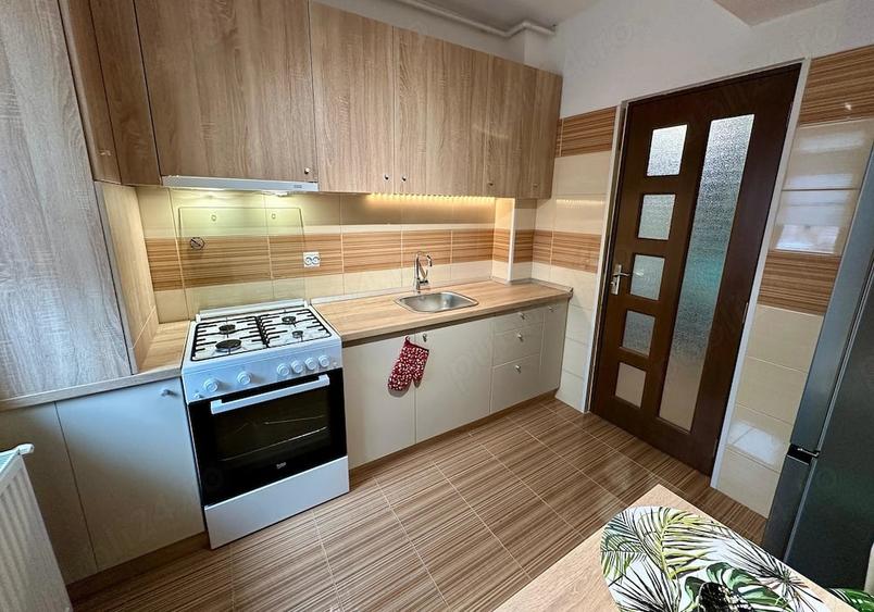 Apartament cu 2 camere decomandat în Metalurgiei