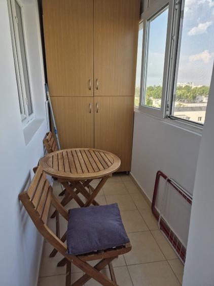 Apartament cu 2 camere decomandat, mobilat în Berceni