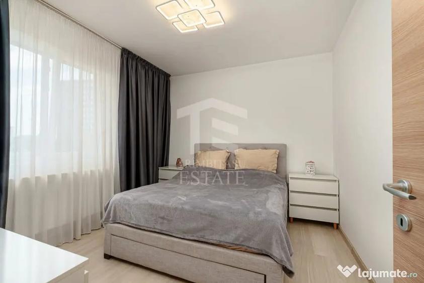 Apartament cu 3 camere decomandat în Titan
