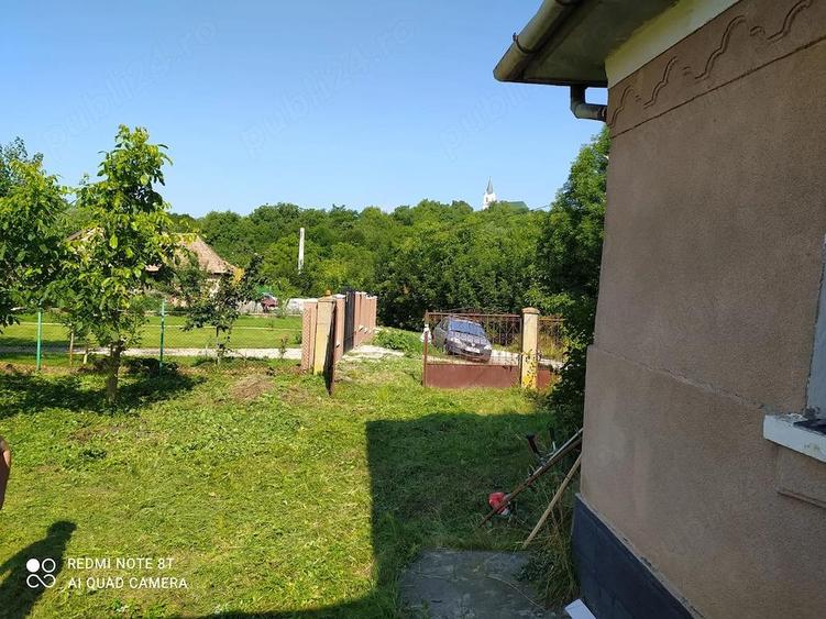 Casă cu 2 camere cu Teren 1500 Mp în Aiton