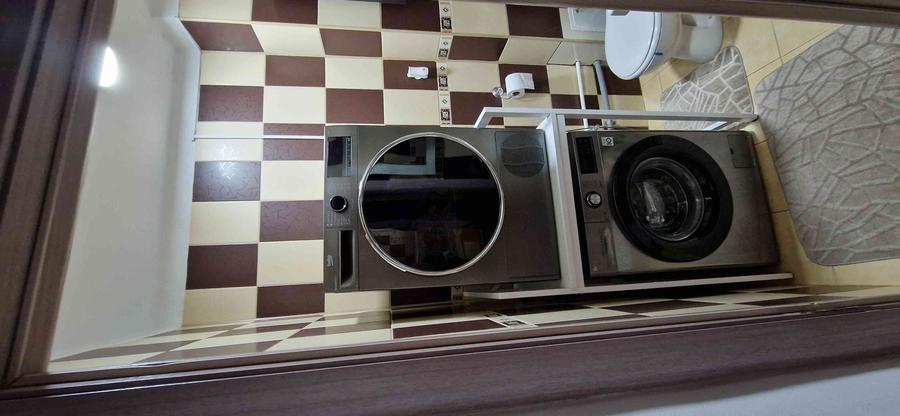 Apartament cu 3 camere decomandat în Berceni
